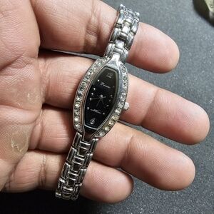 Princess Ladies Quartz Watch Silver Tone Diamond Bezel  Black Dial Working shows